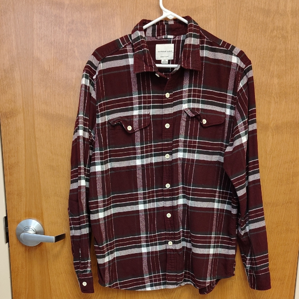 American Eagle Outfitters Super Soft Maroon Plaid Button-Down Flannel Shirt